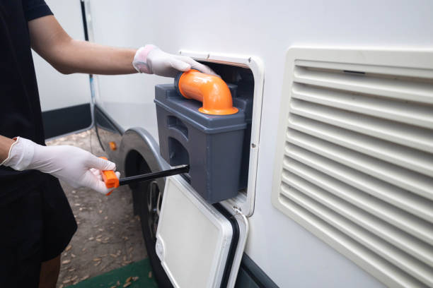 Best Portable restroom trailer rental  in Moses Lake North, WA